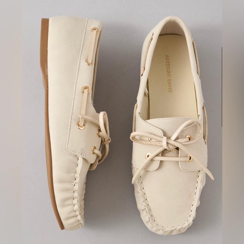 American Eagle Outfitters Cream Loafers